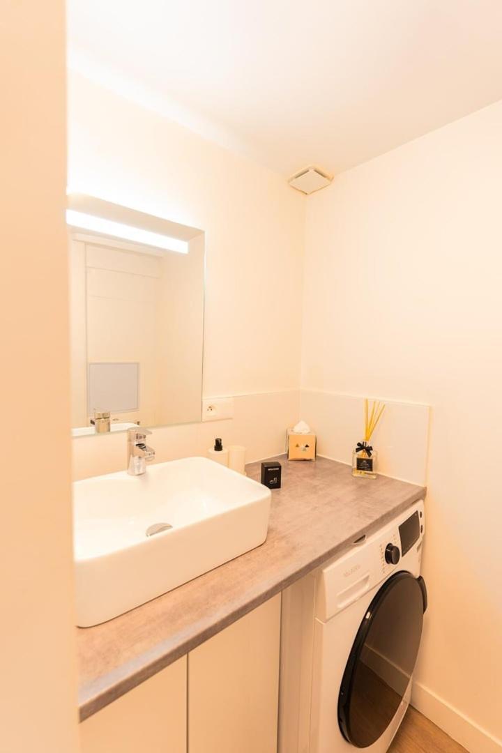 Duplex Confortable En Centre Avec 2 Chambres ชาลงส์-อ็อง-ชองปาญ ภายนอก รูปภาพ